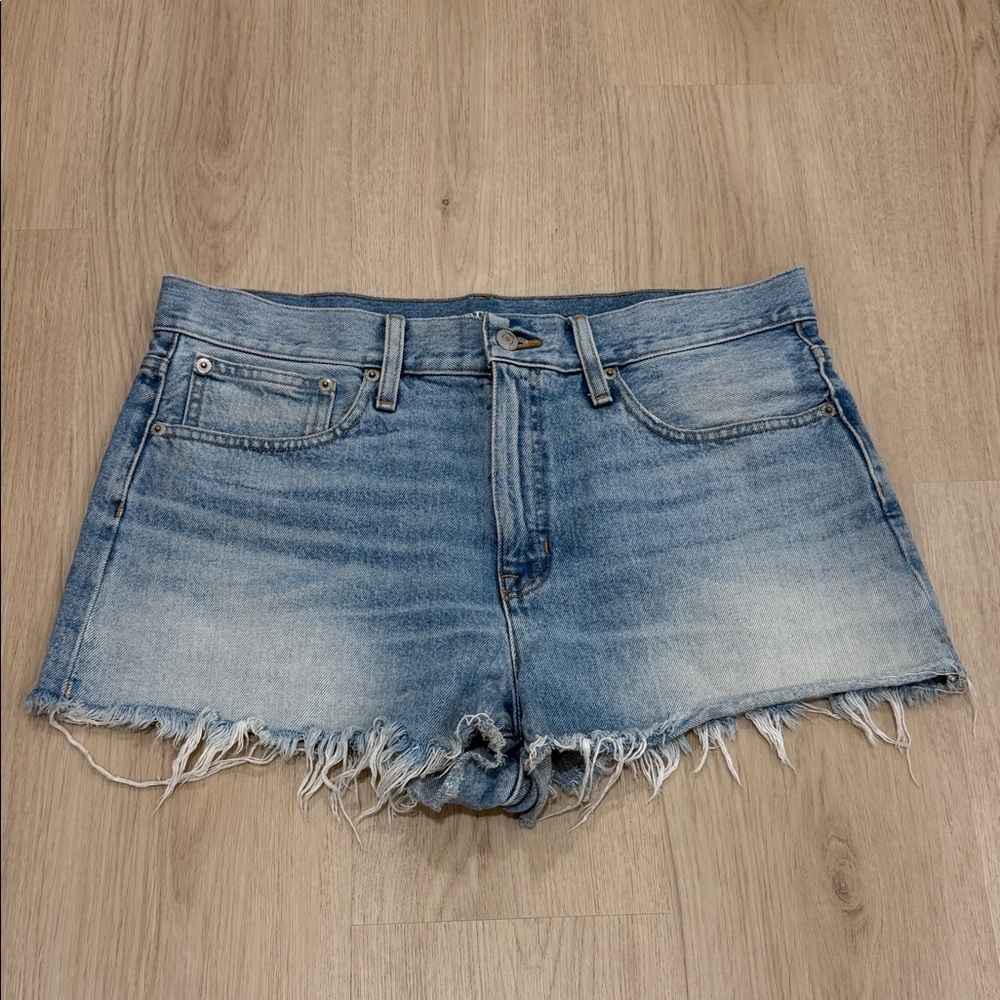 NWOT J Crew 29 Denim Frayed Hem Women Shorts